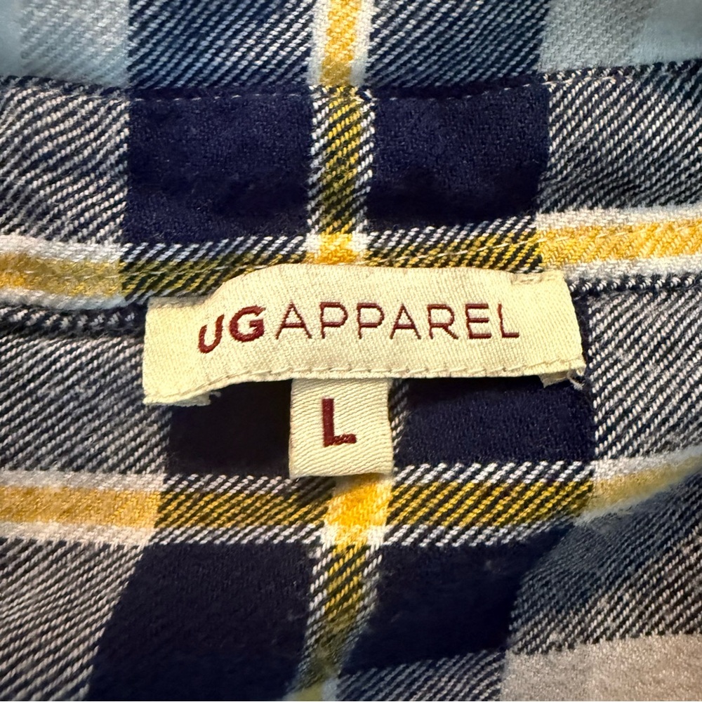 Michigan Wolverines Flannel - Picture 5 of 5
